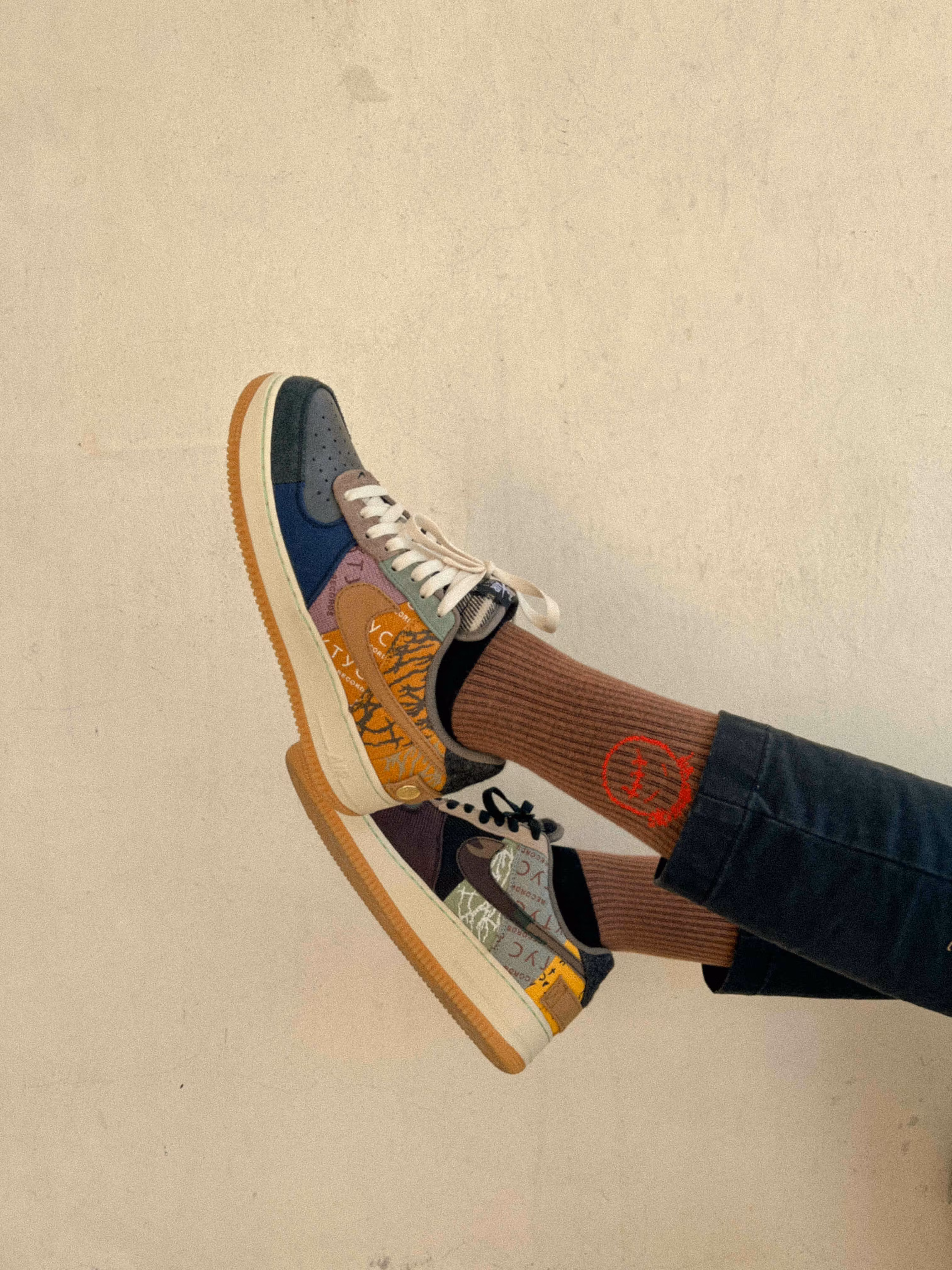 Travis Scott x Nike Air Force 1 Low 'Cactus Jack' CN2405-900 Travis Scott x Nike Air Force 1 Low 'Cactus Jack' CN2405-900